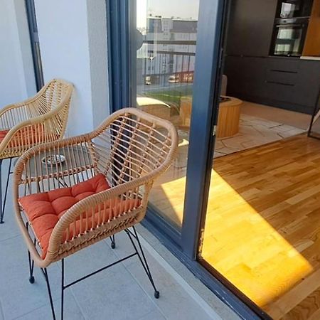 Stylish One Bedroom Apartment ポドゴリツァ エクステリア 写真