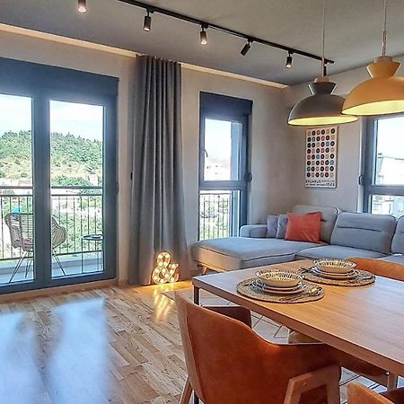 Stylish One Bedroom Apartment ポドゴリツァ エクステリア 写真